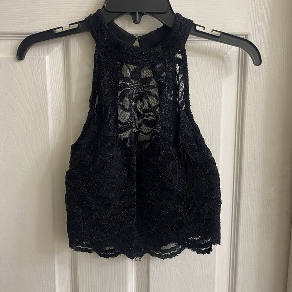 2-Piece Black Lace & Floral Satin Dress – Elegant Evening or Prom Look - Picture 3 of 11